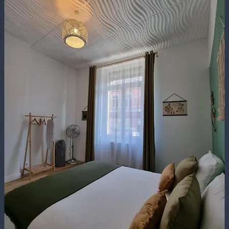 Gîtes du petit familistère Landrecies Guise Extérieur photo